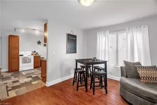 118 & 120 E Kivett St, Asheboro, NC 27203 - Photo 8