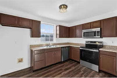 809 Nestleway Drive, Greensboro, NC 27406 - Photo 6