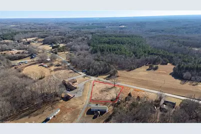 8120 Nc Highway 704, Madison, NC 27025 - Photo 6