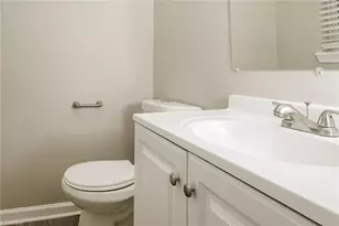 4010 Sedgewood Ln, Greensboro, NC 27407 - Photo 8