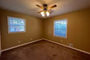 2041 S Hawthorne Rd, Winston-Salem, NC 27103 - Photo 10
