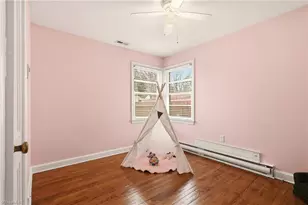 2312 Albright Dr, Greensboro, NC 27408 - Photo 26