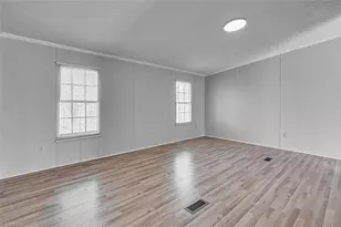 1614 Manorview Rd, Asheboro, NC 27205 - Photo 10