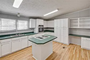 1614 Manorview Rd, Asheboro, NC 27205 - Photo 20