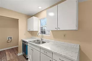 415 Long St, Greensboro, NC 27406 - Photo 10