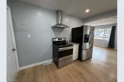 904 Stephens Street, Greensboro, NC 27406 - Photo 8