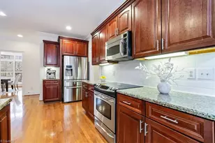 7637 Henson Forest Dr, Summerfield, NC 27358 - Photo 10