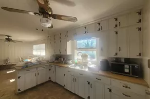 420 Linville Rd, Kernersville, NC 27284 - Photo 4