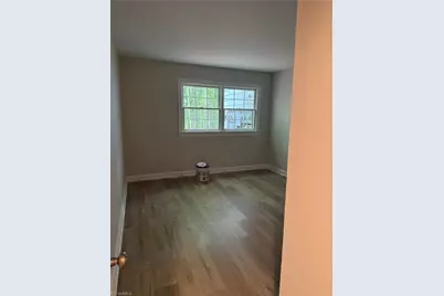 2821 Bleeker Square, Winston-Salem, NC 27106 - Photo 10