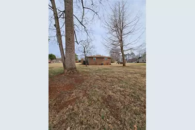 1300 Briarwood Terrace, Salisbury, NC 28147 - Photo 8