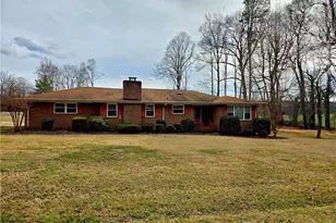 1300 Briarwood Terrace, Salisbury, NC 28147 - Photo 4