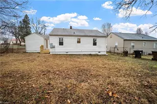 1422 Valley Ridge Dr, High Point, NC 27260 - Photo 18