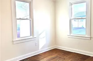 313 Small St, Thomasville, NC 27360 - Photo 6