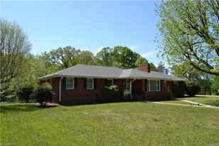 674 Priddy Loop, Stoneville, NC 27048 - Photo 4