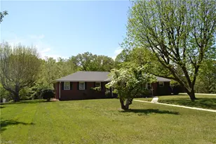 674 Priddy Loop, Stoneville, NC 27048 - Photo 6