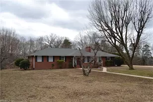 674 Priddy Loop, Stoneville, NC 27048 - Photo 4