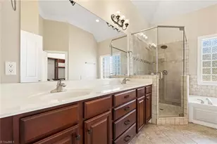 311 Vancouver Ct, Kernersville, NC 27284 - Photo 16