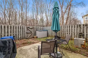 1640 Olivers Crossing Cir, Winston-Salem, NC 27127 - Photo 4