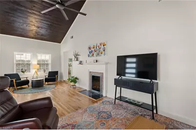 2412 Walker Avenue, Winston-Salem, NC 27103 - Photo 8