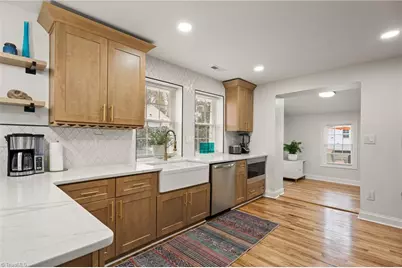 2412 Walker Avenue, Winston-Salem, NC 27103 - Photo 14