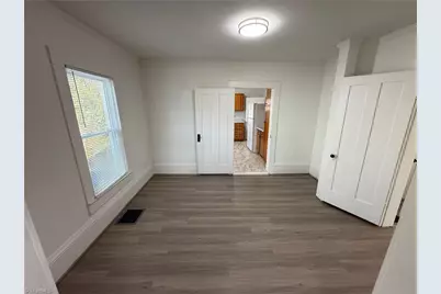 1607 Thurmond Street, Winston-Salem, NC 27105 - Photo 4