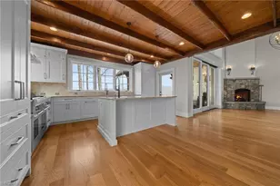 32 Crockett Ridge Rd, Black Mountain, NC 28711 - Photo 12