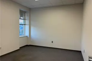 199 Renfro St, Mount Airy, NC 27030 - Photo 4