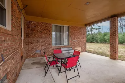 1312 Rotherwood Road, Greensboro, NC 27406 - Photo 6