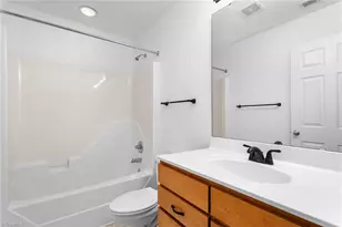 3856 Wayfarer Dr, Greensboro, NC 27410 - Photo 24