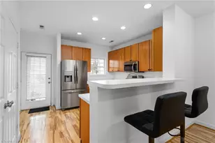 3856 Wayfarer Dr, Greensboro, NC 27410 - Photo 10