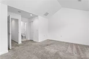 3856 Wayfarer Dr, Greensboro, NC 27410 - Photo 18