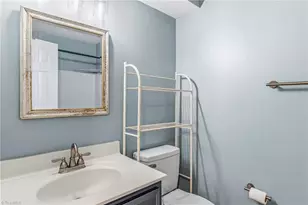 3701 Cotswold Terrace, Greensboro, NC 27410 - Photo 24