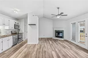 3701 Cotswold Terrace, Greensboro, NC 27410 - Photo 10