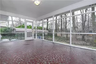 4107 Dogwood Dr, Greensboro, NC 27410 - Photo 34