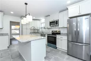 4107 Dogwood Dr, Greensboro, NC 27410 - Photo 12