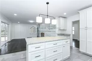 4107 Dogwood Dr, Greensboro, NC 27410 - Photo 14