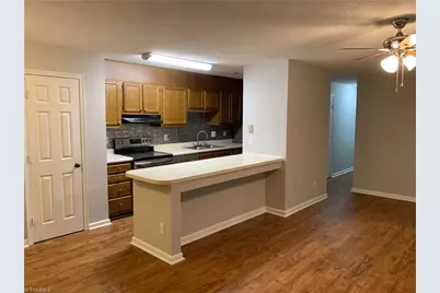2328 W Vandalia Road #G, Greensboro, NC 27407 - Photo 2