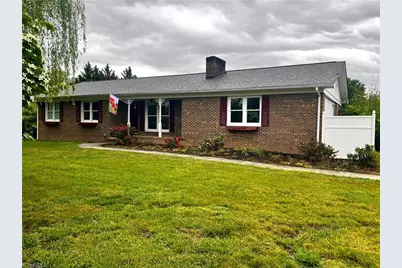 417 Fulton Avenue, Mount Airy, NC 27030 - Photo 1