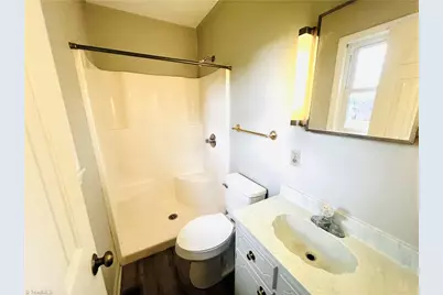 417 Fulton Avenue, Mount Airy, NC 27030 - Photo 20
