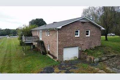 417 Fulton Avenue, Mount Airy, NC 27030 - Photo 28