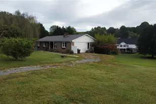 417 Fulton Ave, Mount Airy, NC 27030 - Photo 34