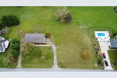 417 Fulton Avenue, Mount Airy, NC 27030 - Photo 38