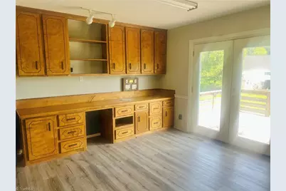 417 Fulton Avenue, Mount Airy, NC 27030 - Photo 12