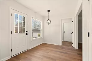 1000 New Hampshire Dr, Jamestown, NC 27282 - Photo 10