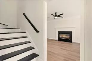 1000 New Hampshire Dr, Jamestown, NC 27282 - Photo 18