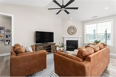 1072 Lobdale Court, Burlington, NC 27215 - Photo 8