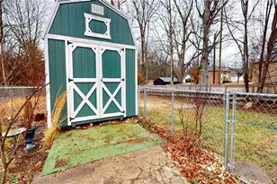 1625 N Main St, Mount Airy, NC 27030 - Photo 32