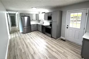 22 Sydney Ln, Asheville, NC 28806 - Photo 14