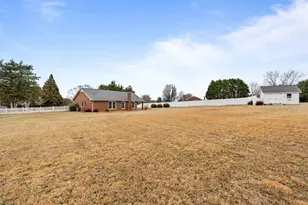 5190 Robin Ln, Randleman, NC 27317 - Photo 34