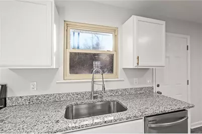 680 NE Amanda Place, Winston-Salem, NC 27101 - Photo 14